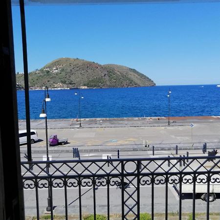 Casa Del Vento Apartment Lipari  Bagian luar foto