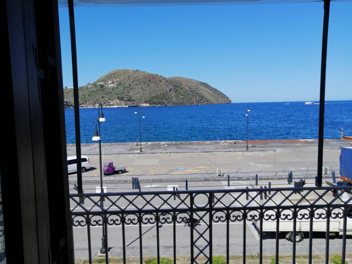 Casa Del Vento Apartment Lipari  Bagian luar foto