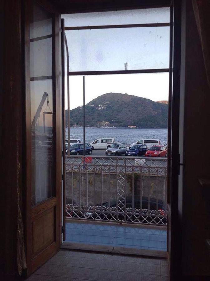 Casa Del Vento Apartment Lipari  Bagian luar foto