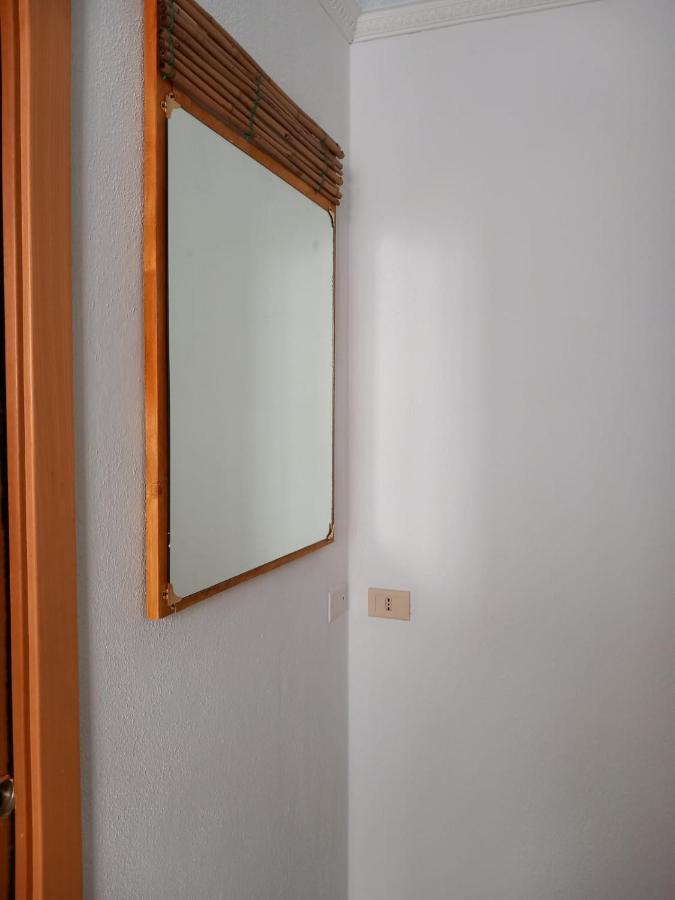 Casa Del Vento Apartment Lipari  Bagian luar foto
