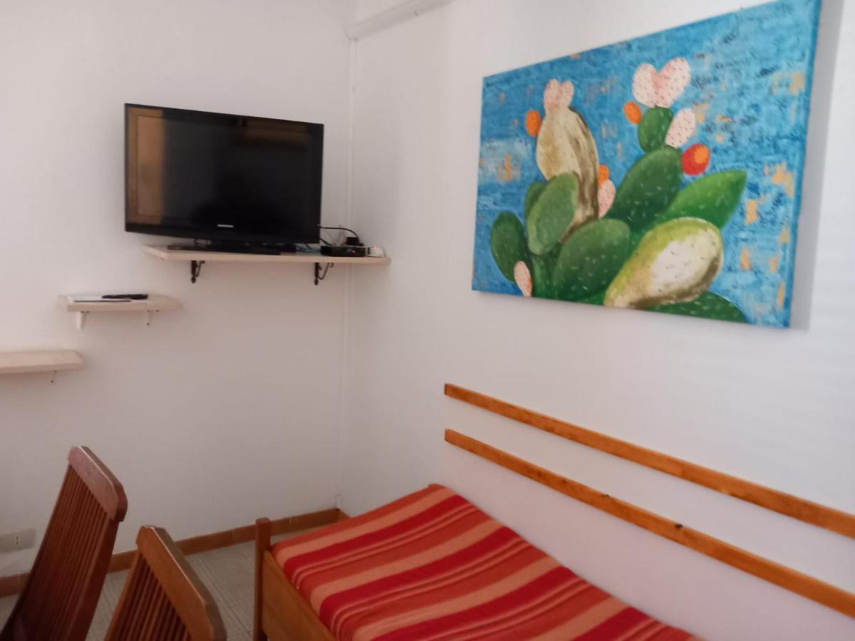 Casa Del Vento Apartment Lipari  Bagian luar foto